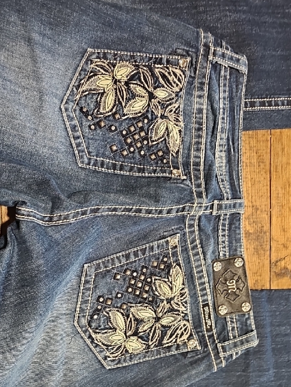 Miss Me Women's Relaxed Jeans - Picture 3 of 4